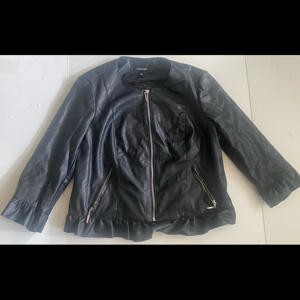 Roz & Ali Faux Leather Jacket Ruffle Trim Sz M